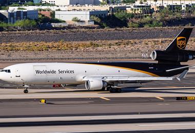UPS MD 11