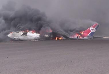 Yemenia A330 burning-c-via Twitter