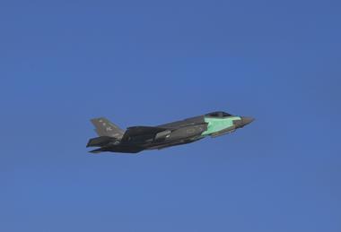 F35 frankenbird returns to flight c USAF