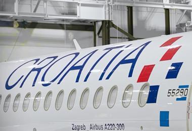 Croatia A220-c-Croatia Airlines