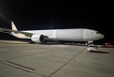 777-300ERSF-c-Challenge Group