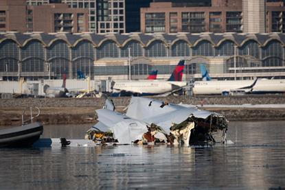 AA 5342 wreckage in Potomac c US Coast Guard