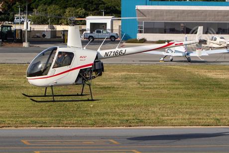 Robinson Helicopter R22