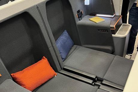 Stelia seat