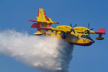 Avincis CL-415 VDF-c-Enrico Cavallo_Avincis