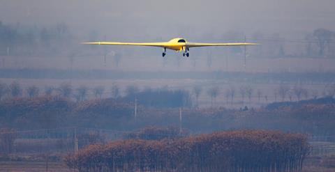 CH-7 on final approach