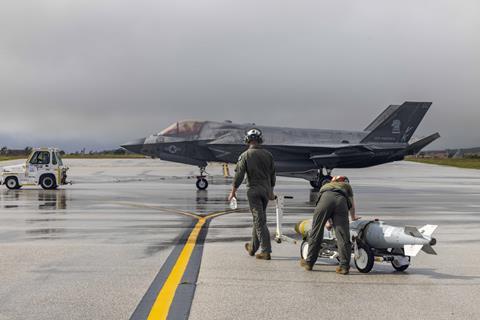 GBU-32 bomb loading on F-35B c USMC
