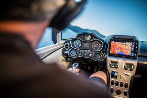 ICON A5 Cockpit_04