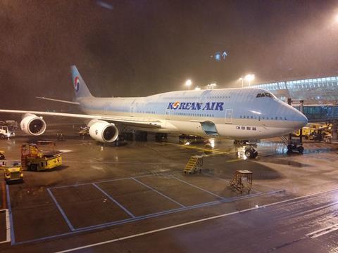 Korean Air 747-81