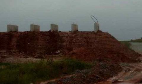 Muan ILS berm under construction-c-Korean BAI