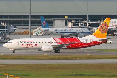 Air_India_Express_VT-AXB_left_MRD