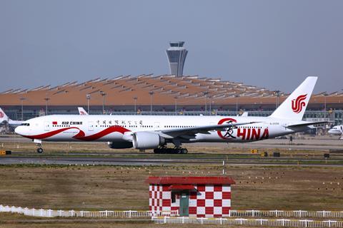 B-2006_-_Air_China_-_Boeing_777-39L(ER)_-_Love_China_Livery_-_PEK_(16853806831)