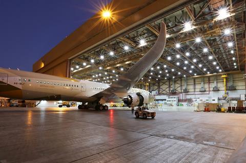 Etihad 787 hangar