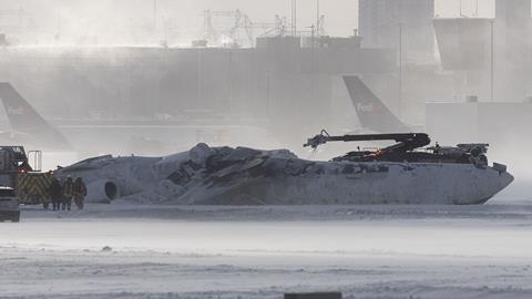 CRJ crash Toronto-c-YYZBrennan Creative Commons