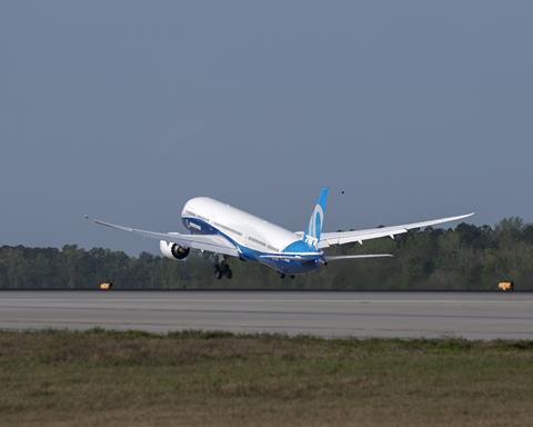 Boeing 787