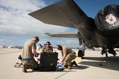 Maintainers work of F-35A during Bamboo Eagle c USAF