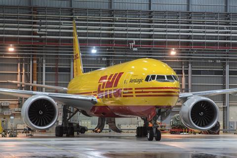 DHL 777F. DHL 011221