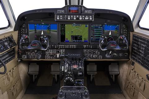 King Air 360 Cockpit 1