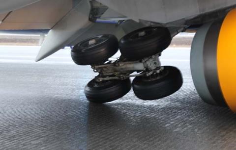 Icelandair gear collapse 2