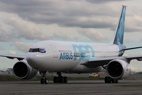 A330-800 first flight landing 2