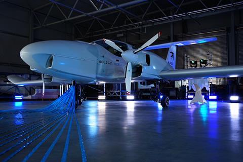 RollOut_APUS-i2_Hangar-c-Apus Zero Emission