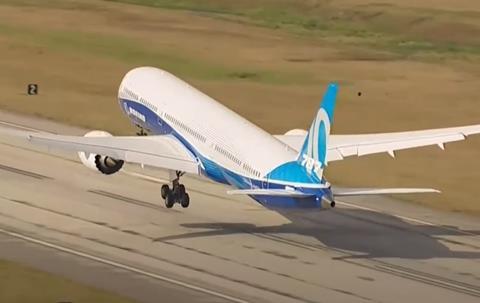 787-10 take-off-c-Boeing