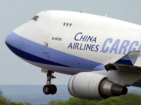 Boeing_747-409F-SCD,_China_Airlines_Cargo_AN0837990
