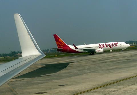 SpiceJet 737-800 2014