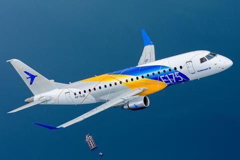 Embraer 175