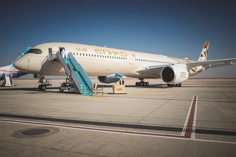 Etihad-A350-1000-001