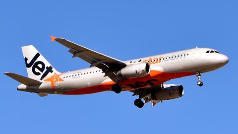 Jetstar_Airbus_A320_VH-VGN_Perth_2019_(02)