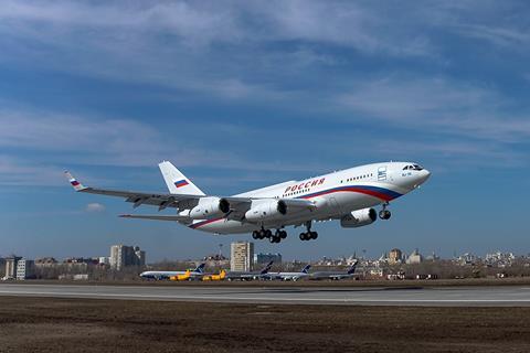 Il-96-300 VASO-c-VASO