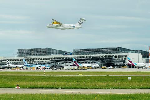 DeustcheAircraft_H2FLY_D328_TakeOff_Low%20res