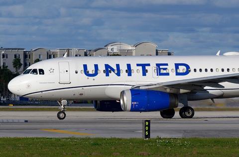United A319-c-AirTeamImages