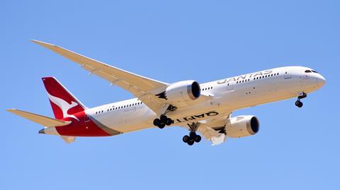 Qantas_Boeing_787_VH-ZNH_Perth_2019_(01)