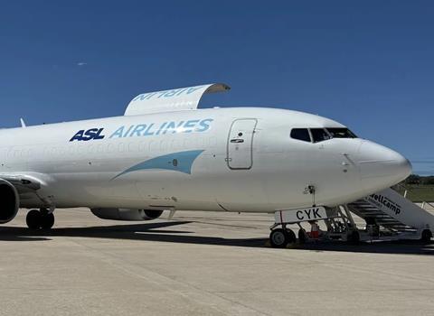 ASLA B737-800-VH-CYK
