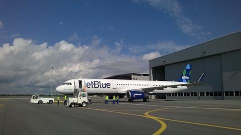A321 JetBlue Mobile first