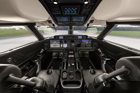 d_g700_flightdeck_print_00001