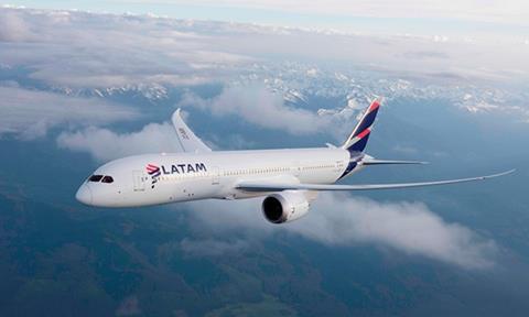 LATAM 787