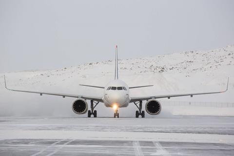 Airbus runway snow
