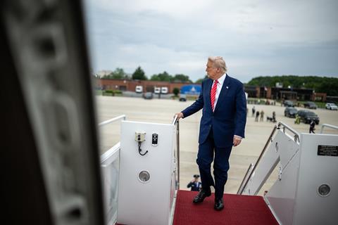 Trump boarding Air Force One