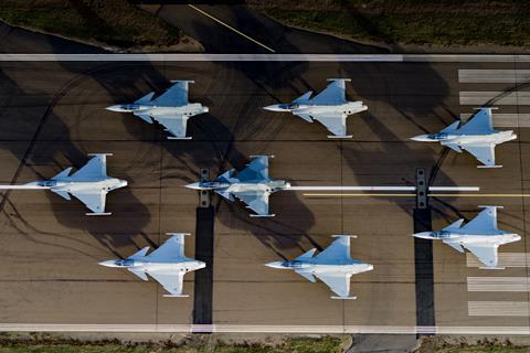 Gripen Es on runway