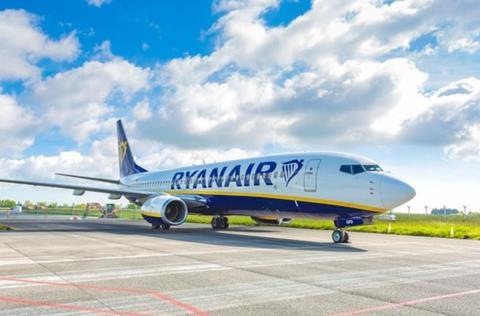 Ryanair 737-c-Ryanair