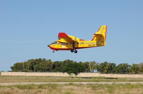 Canadair_CL-415_VigiliDelFuoco-c-Avincis