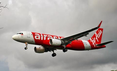 AirAsia A320 PK-AZE c Wikimedia Commons_SabungDOThamster