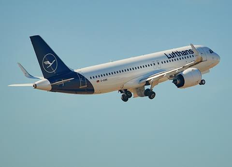 D-AIZE Lufthansa Airbus A320-214