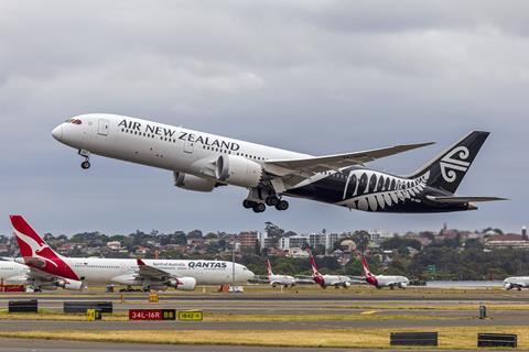 Air_New_Zealand_(ZK-NZN)_Boeing_787-9_Dreamliner_Departure_Sydney_Airport_(3)