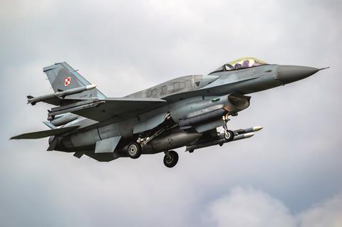 pw-p26-F-16 credit VanderWolf Images Shutterstock