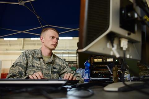 USAF airman uses F-35 ALIS