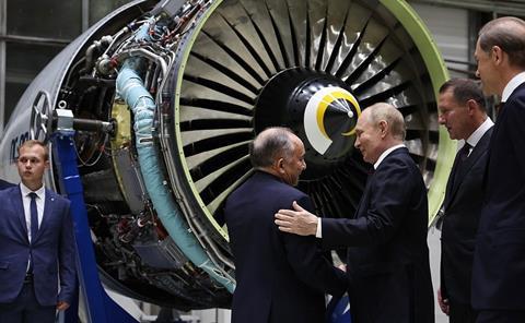 Putin at UEC Kuznetsov-c-Russian presidential office